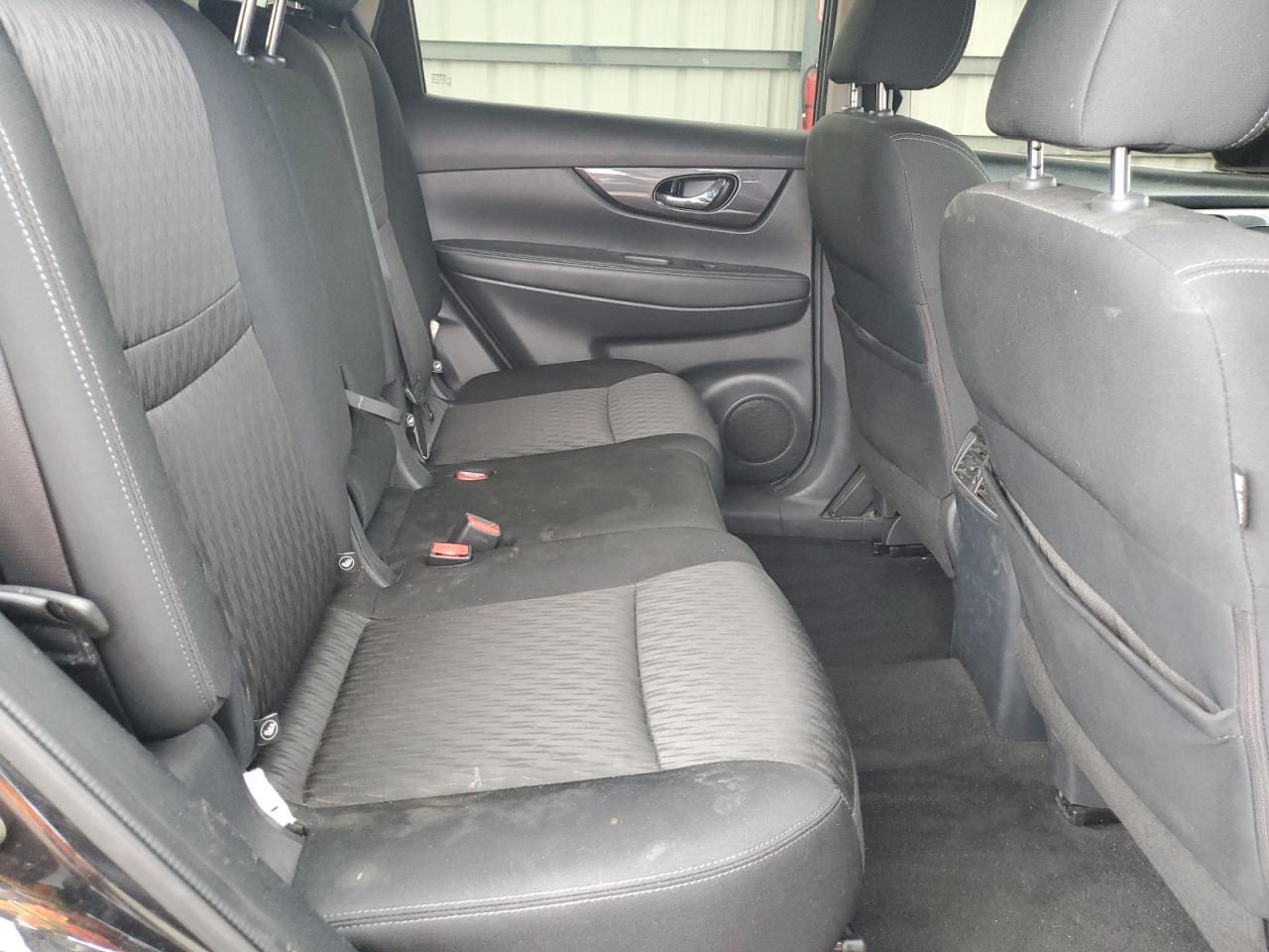 2017 Nissan Rogue S VIN: KNMAT2MT2HP505830 Lot: 69032815