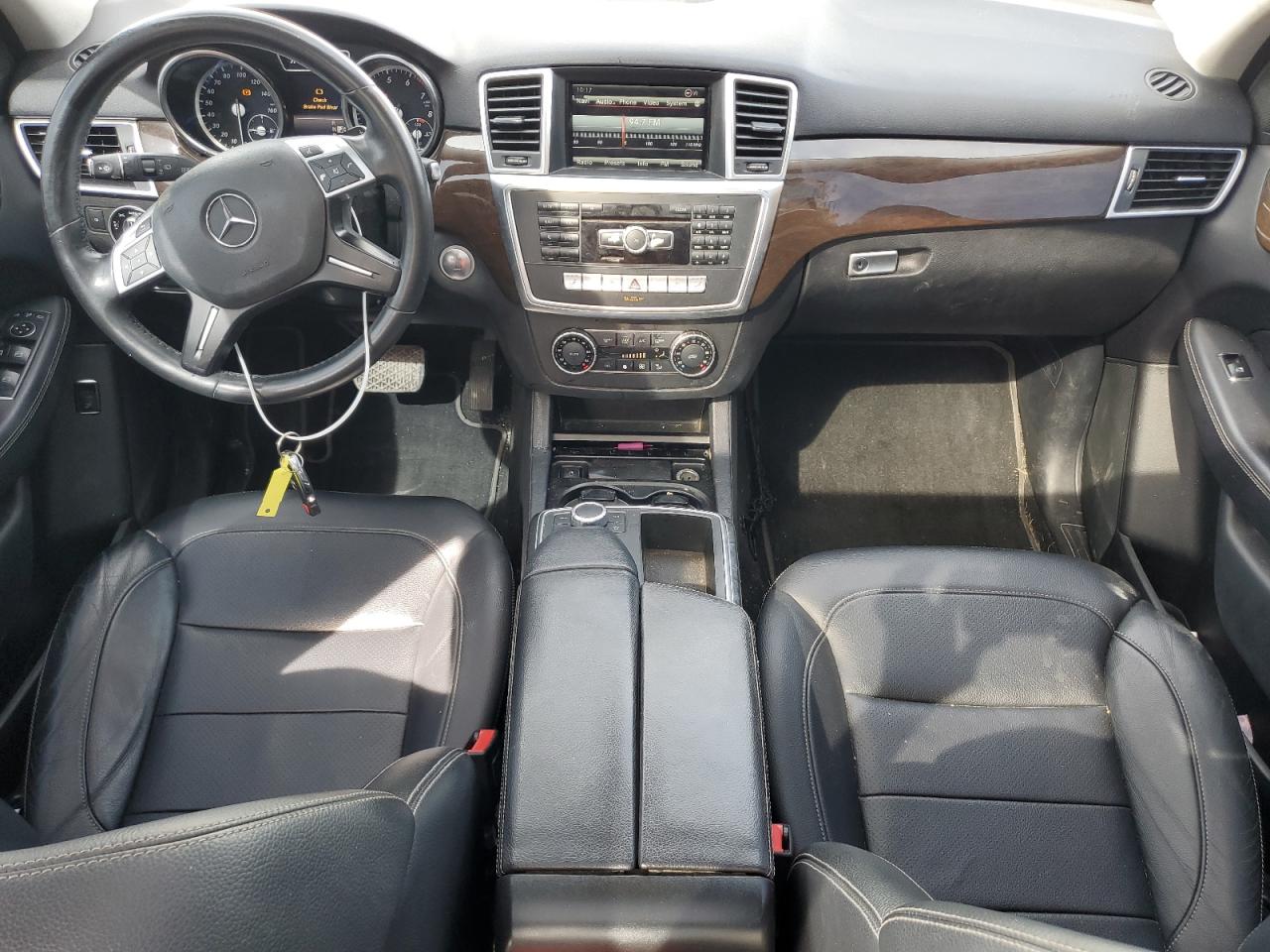 2015 Mercedes-Benz Ml 350 VIN: 4JGDA5JB1FA586234 Lot: 70736255