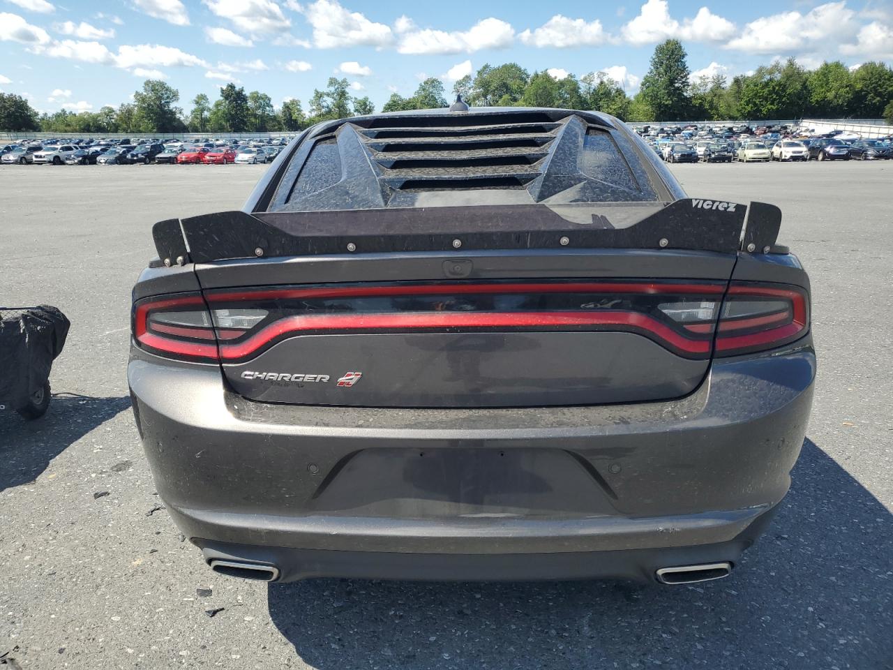 2019 Dodge Charger Sxt VIN: 2C3CDXJG1KH757756 Lot: 70690555