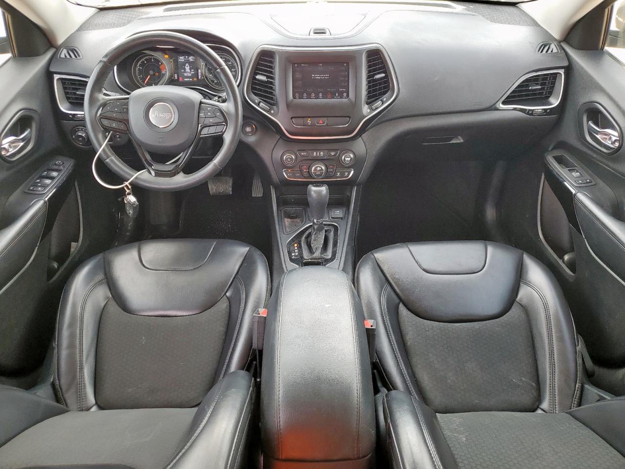 2019 Jeep Cherokee Latitude Plus VIN: 1C4PJLLB6KD405320 Lot: 70140525