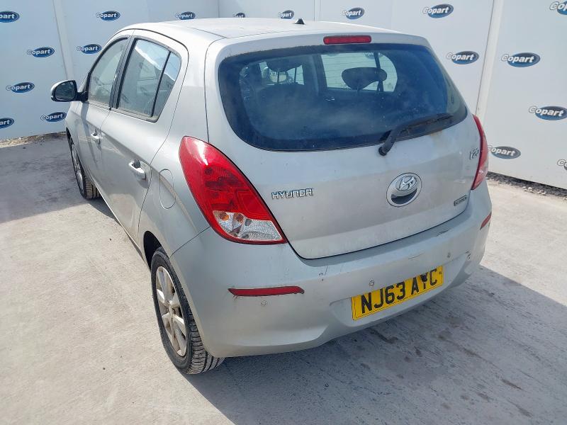 2013 HYUNDAI I20 ACTIVE