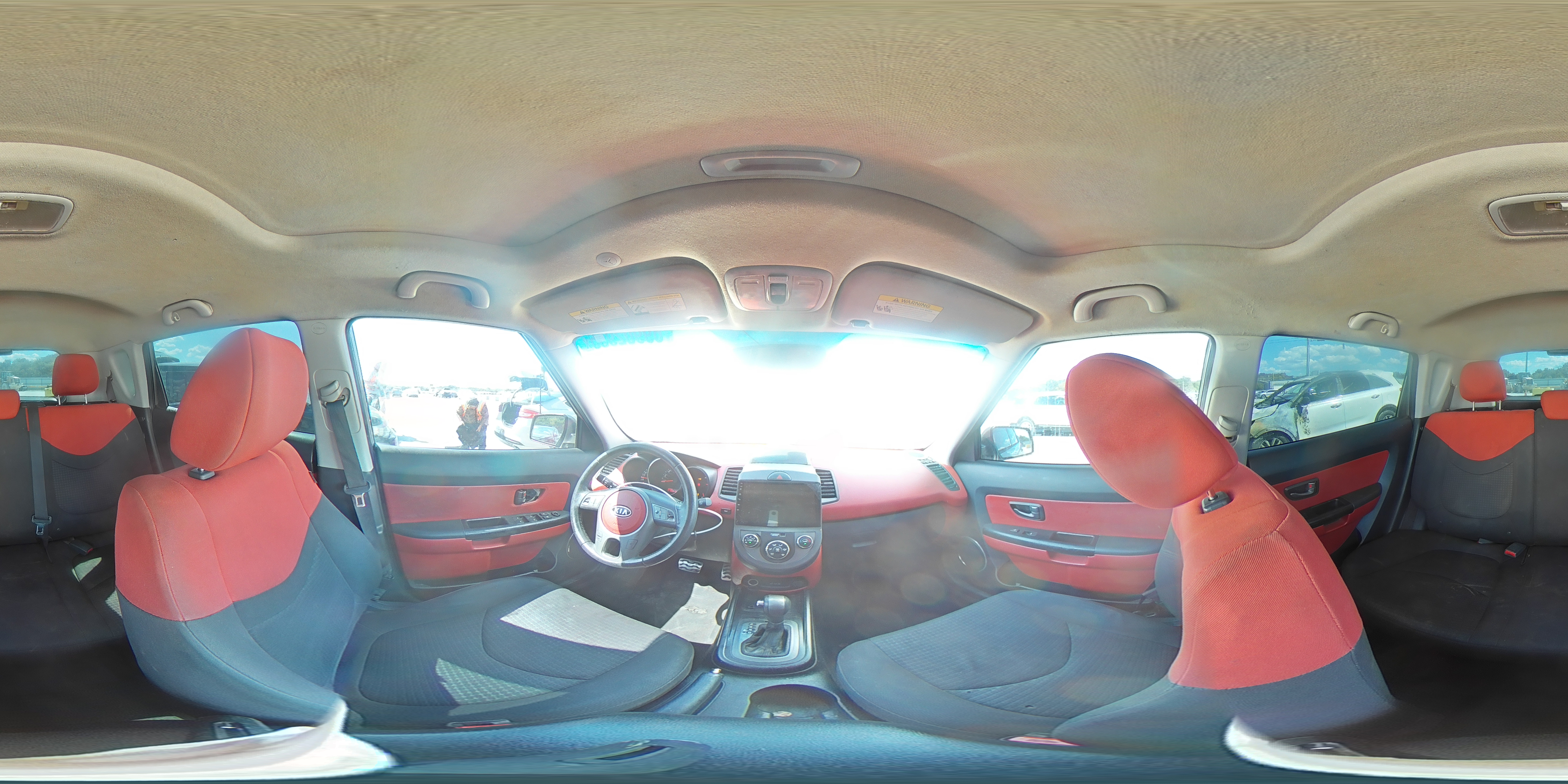 2011 Kia Soul + VIN: KNDJT2A21B7220488 Lot: 69902955