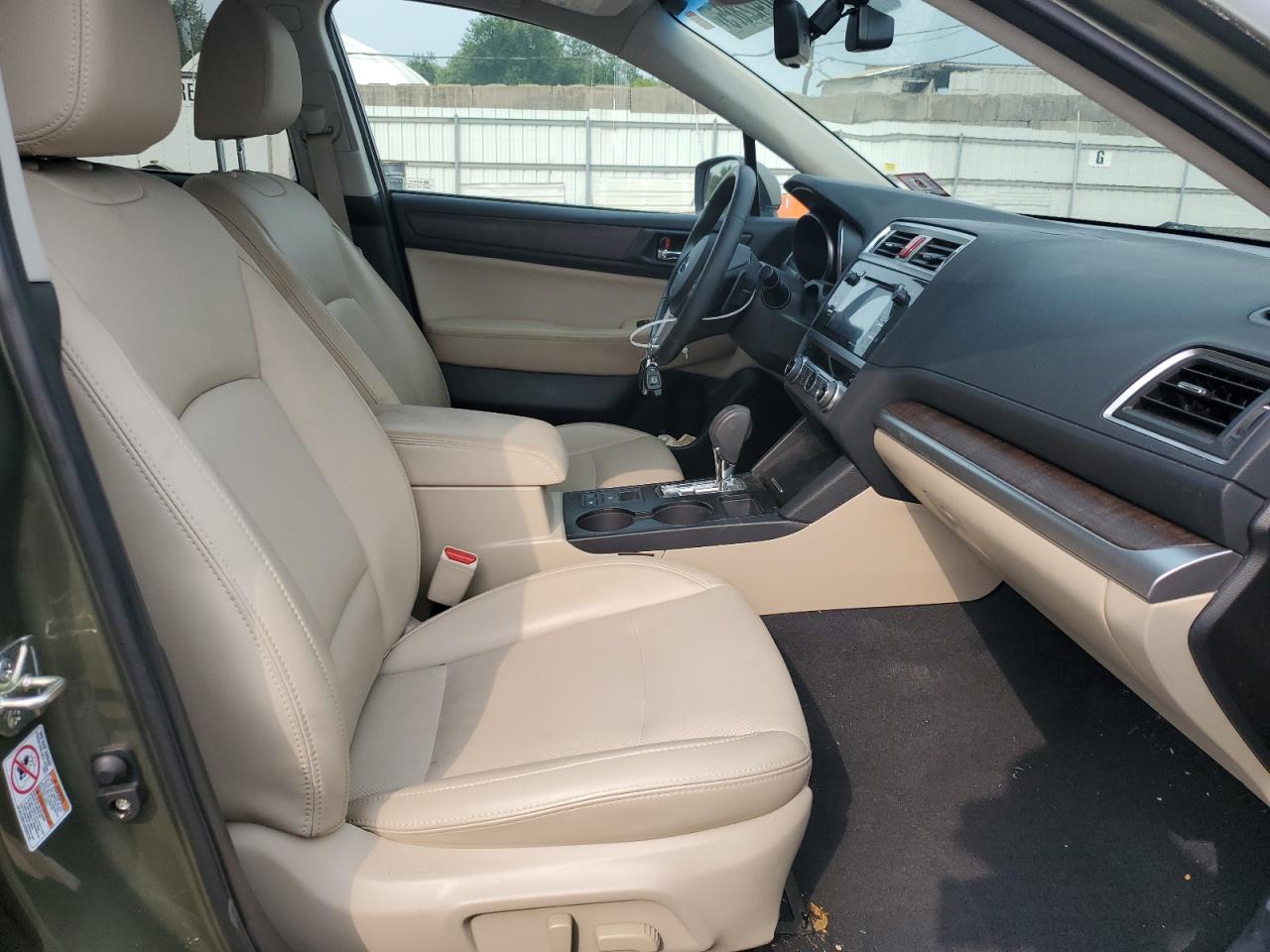 2017 Subaru Outback 3.6R Limited VIN: 4S4BSENC8H3392699 Lot: 67422885