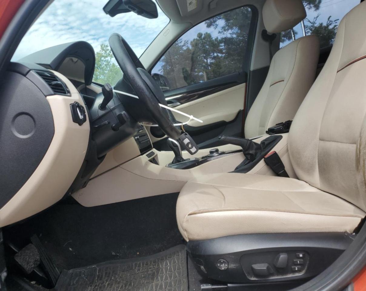 2014 BMW X1 xDrive28I VIN: WBAVL1C52EVY15141 Lot: 70101305