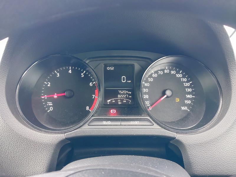 2015 VOLKSWAGEN POLO S