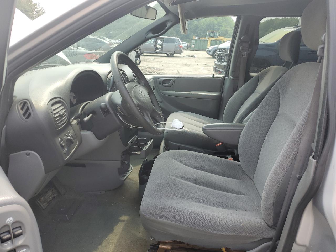 2005 Dodge Grand Caravan Sxt VIN: 2D4GP44L75R128287 Lot: 67843835