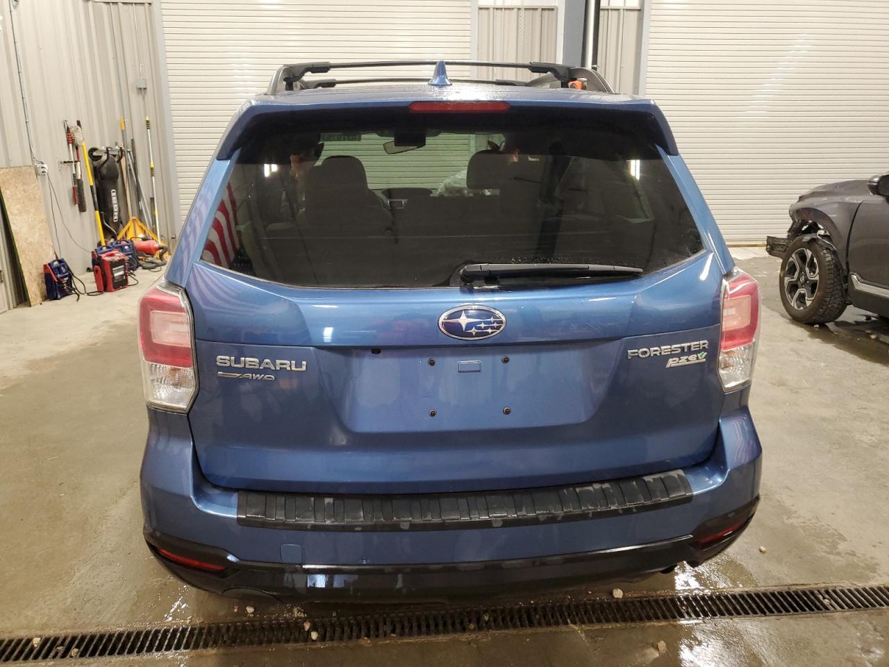 2017 Subaru Forester 2.5I Premium VIN: JF2SJAECXHG458194 Lot: 69701635