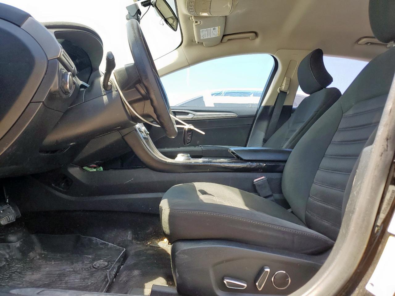 2018 Ford Fusion Se VIN: 3FA6P0H71JR242567 Lot: 67996735