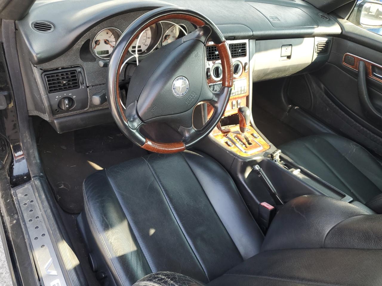 2001 Mercedes-Benz Slk 320 VIN: WDBKK65F51F227765 Lot: 67846605