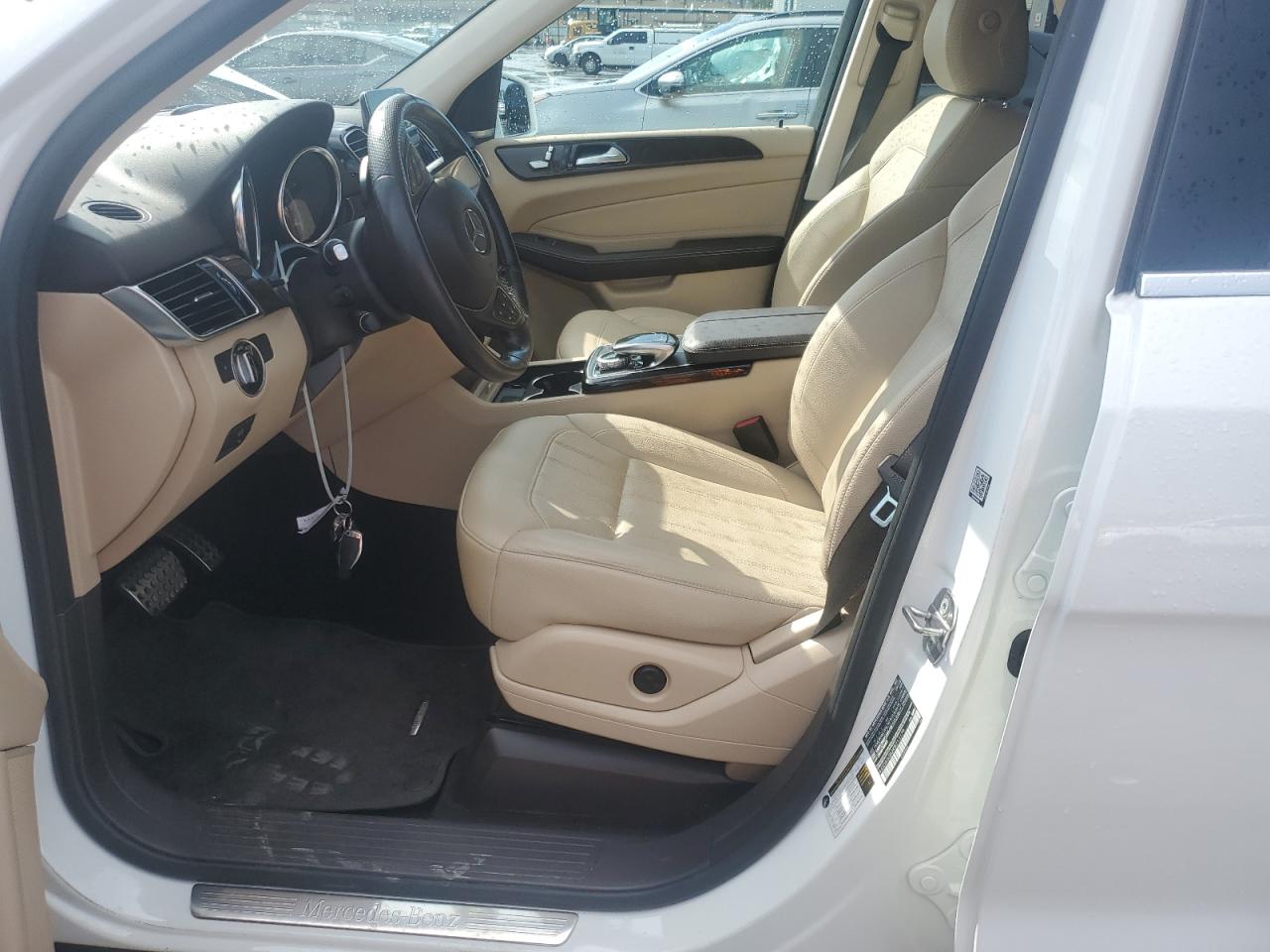 Фото: 4JGDA5GB2KB213179 - 7