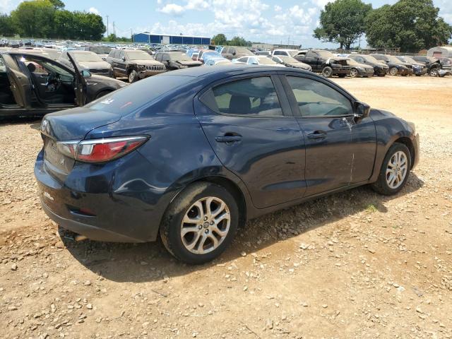  TOYOTA YARIS 2017 Granatowy