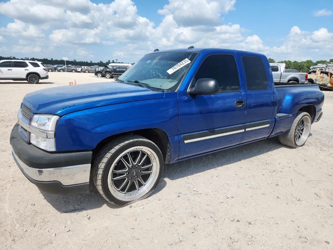 2004 Chevrolet Silverado C1500 blue null gas 1GCEC19TX4Z203835 photo #1