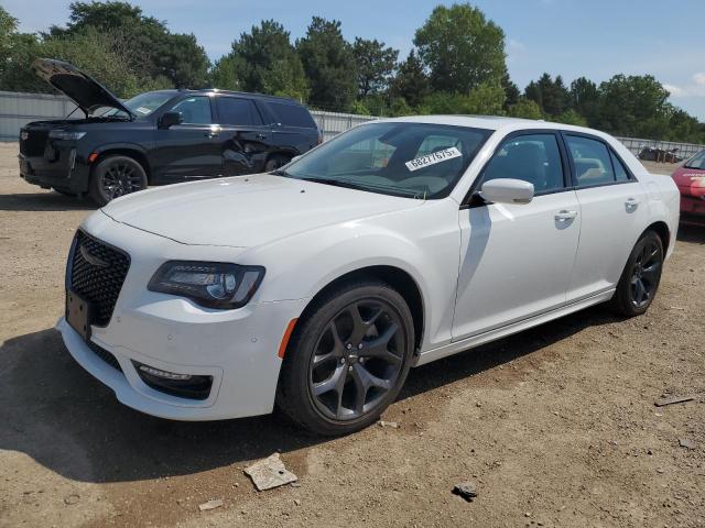 2023 Chrysler 300 Touring L
