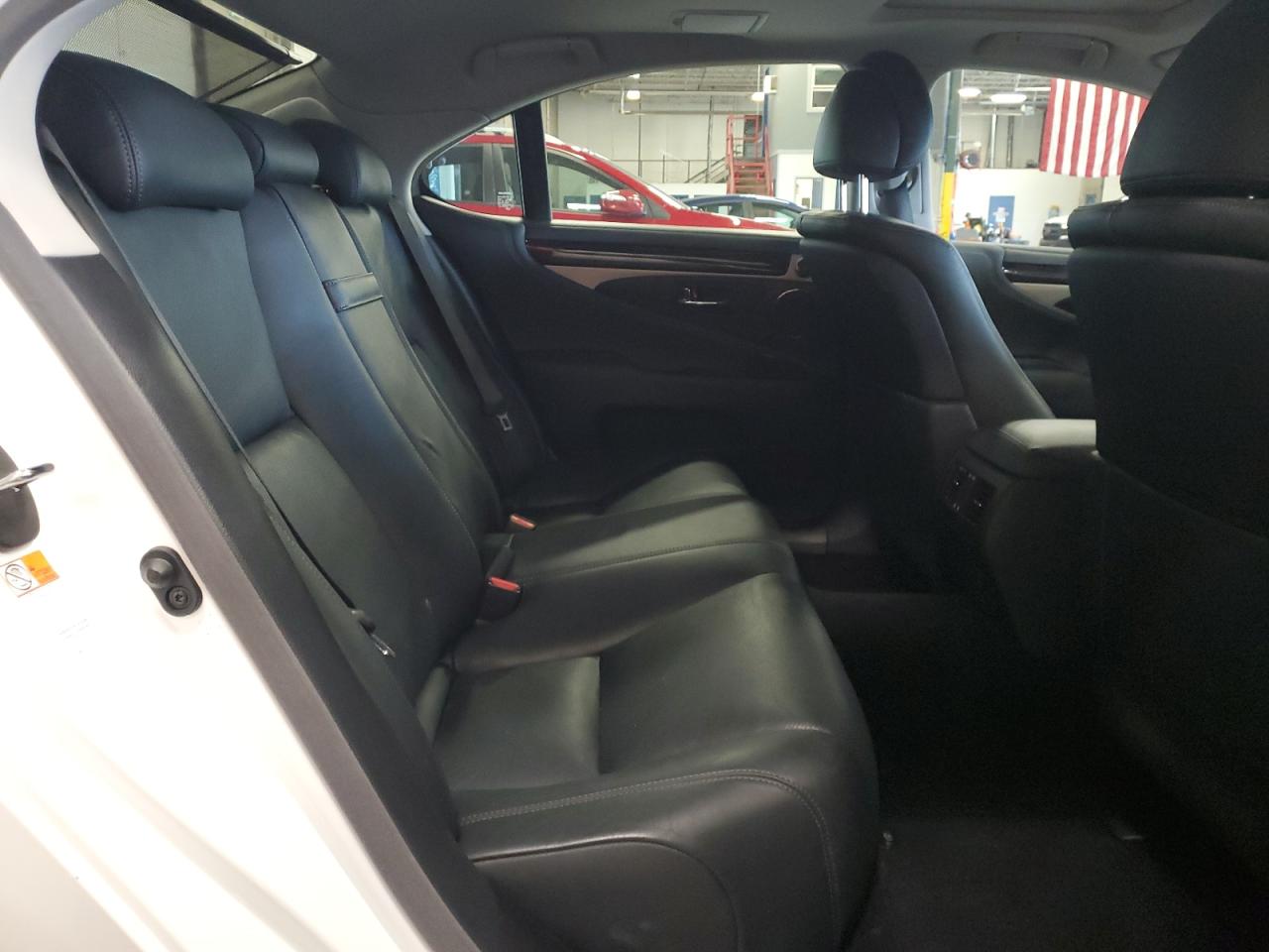 2015 Lexus Ls 460 VIN: JTHCL5EF4F5024617 Lot: 69588825