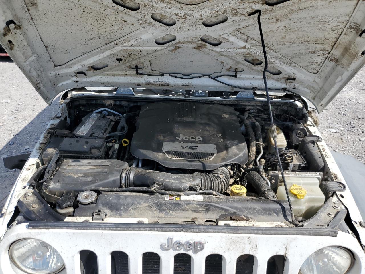 2016 Jeep Wrangler Unlimited Sport VIN: 1C4BJWDG3GL274818 Lot: 69634205