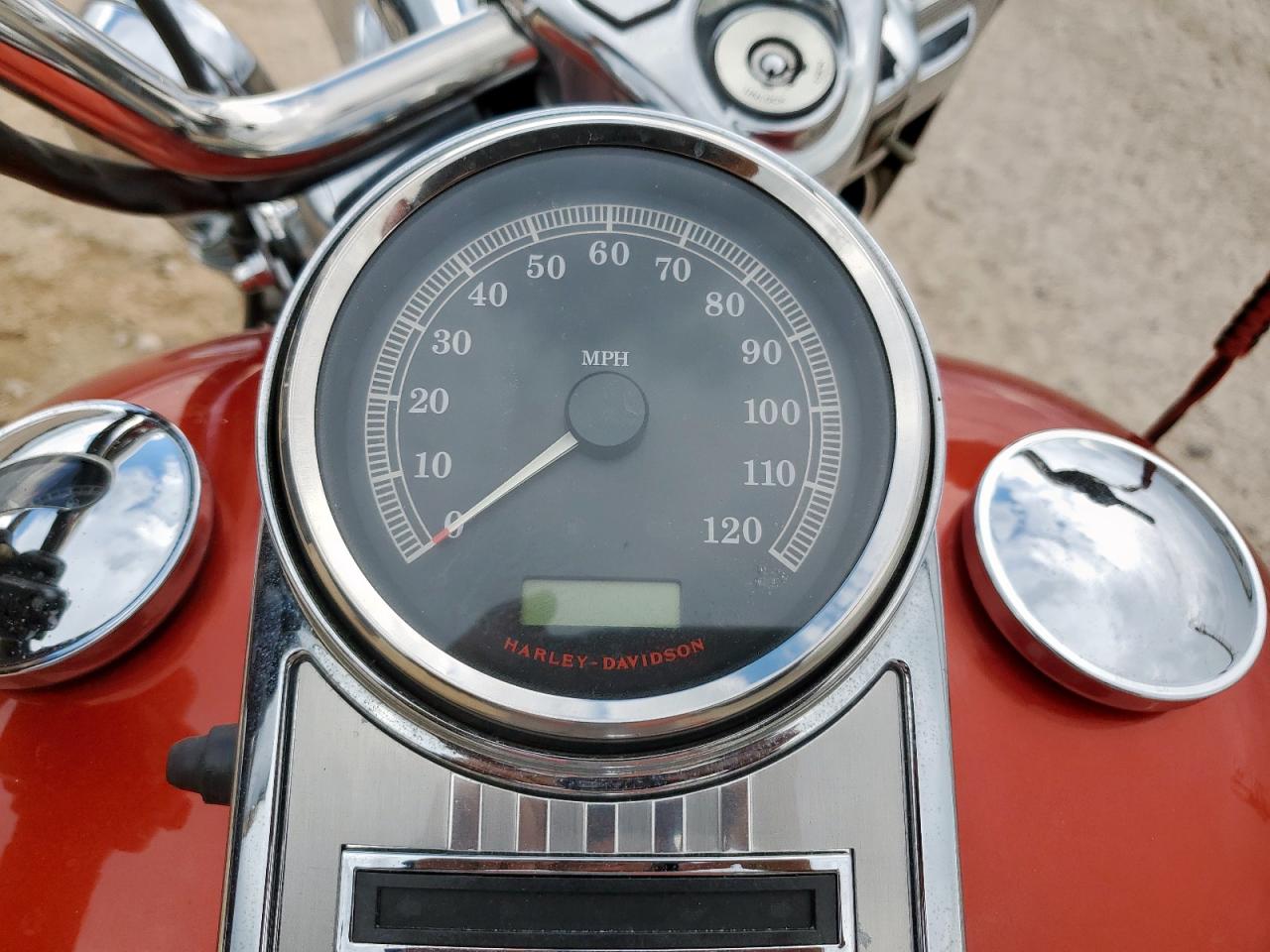 2013 Harley-Davidson Flhr Road King VIN: 1HD1FBM1XDB684081 Lot: 70438595