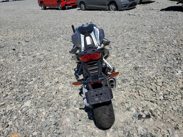 2023 MOTO GUZZI V100 MANDELLO S  