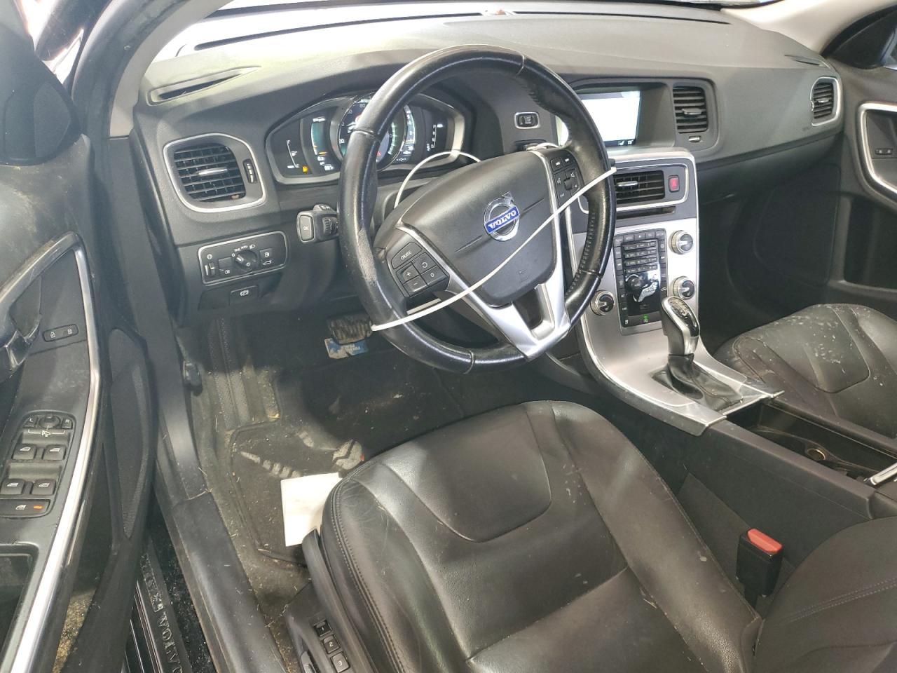 2017 Volvo V60 T5 Premier VIN: YV140MEK3H1335501 Lot: 68570765