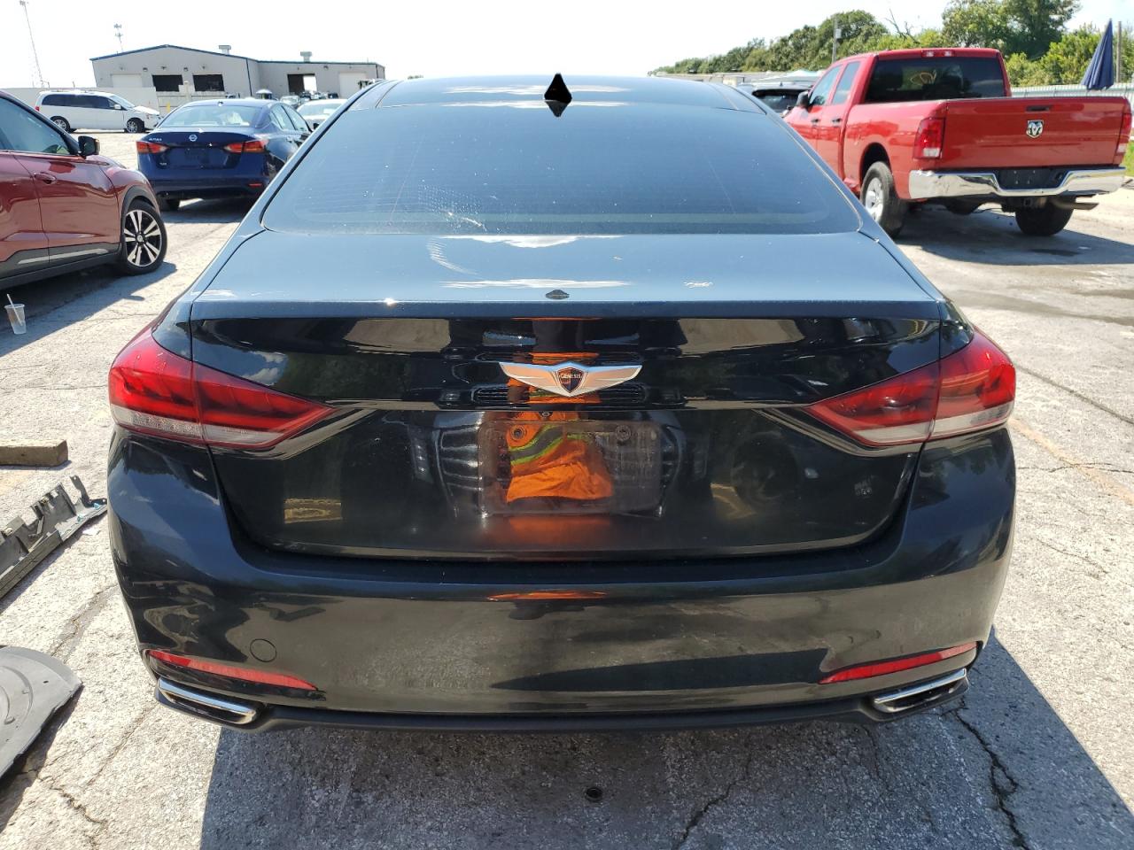 2015 Hyundai Genesis 3.8L VIN: KMHGN4JE1FU087731 Lot: 68514045