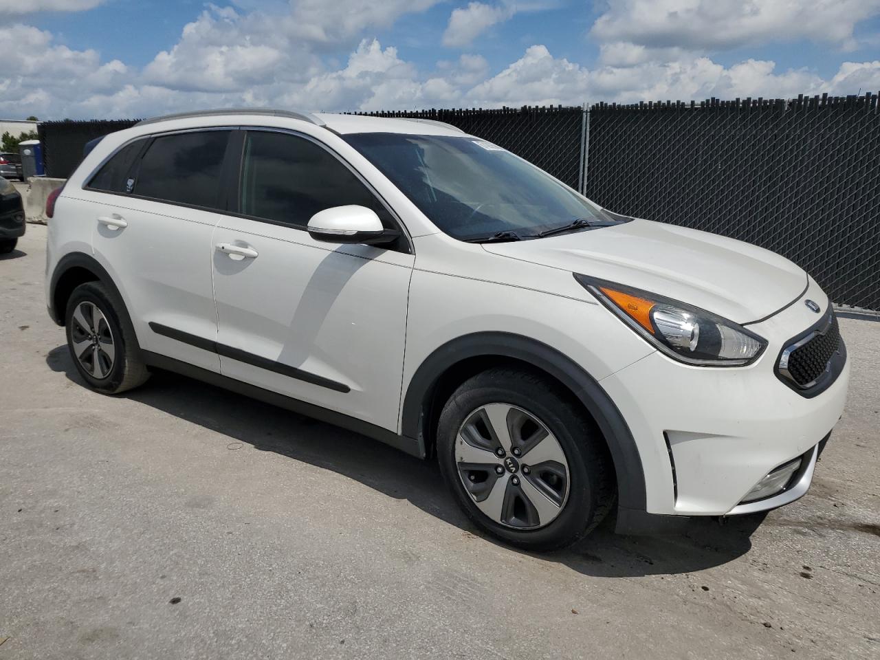 2017 Kia Niro Ex VIN: KNDCC3LC3H5048781 Lot: 67439265