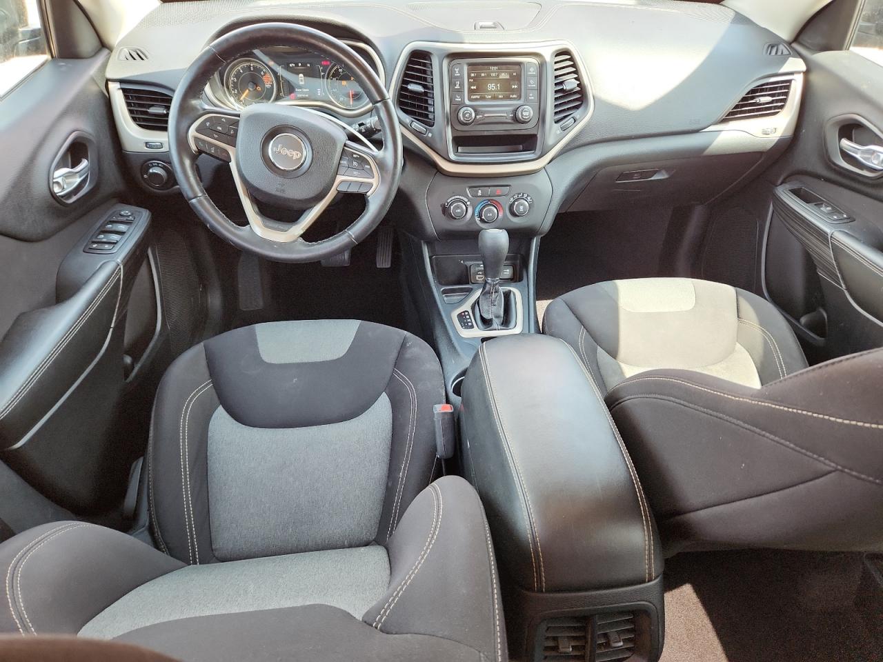 2016 Jeep Cherokee Sport VIN: 1C4PJLAB3GW336620 Lot: 70187835