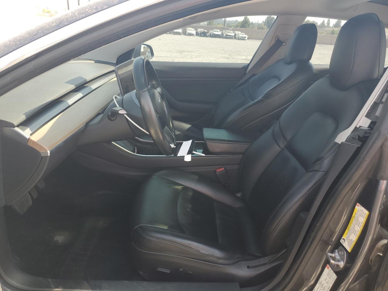 2018 Tesla Model 3 VIN: 5YJ3E1EA2JF009484 Lot: 68460265