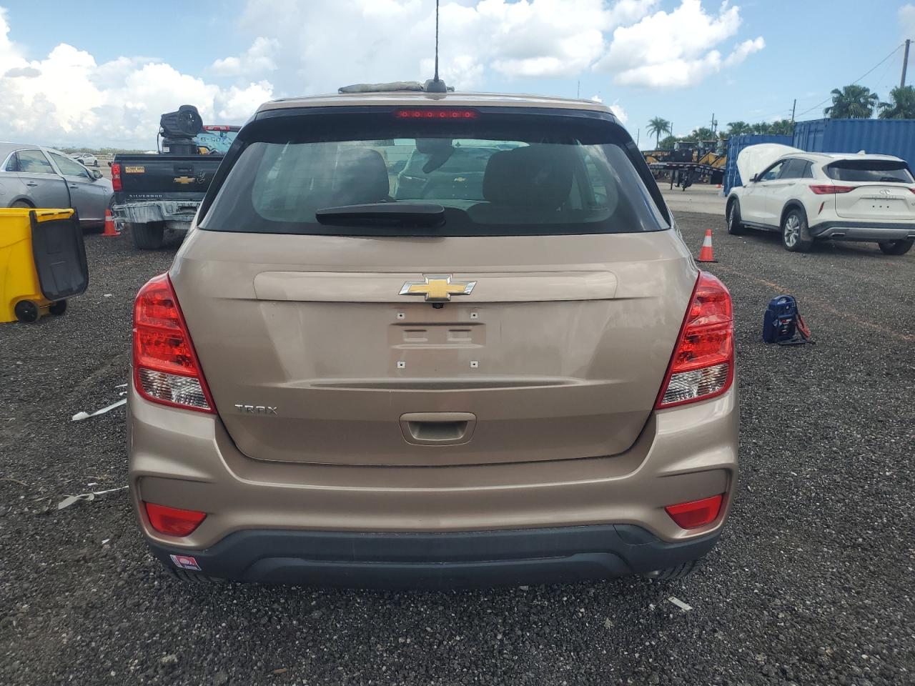 2018 Chevrolet Trax Ls VIN: 3GNCJKSB9JL410747 Lot: 68047585