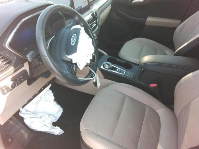  FORD ESCAPE 2020 Золотой