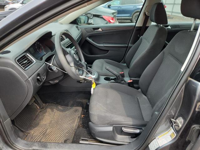Sedans VOLKSWAGEN JETTA 2013 Szary