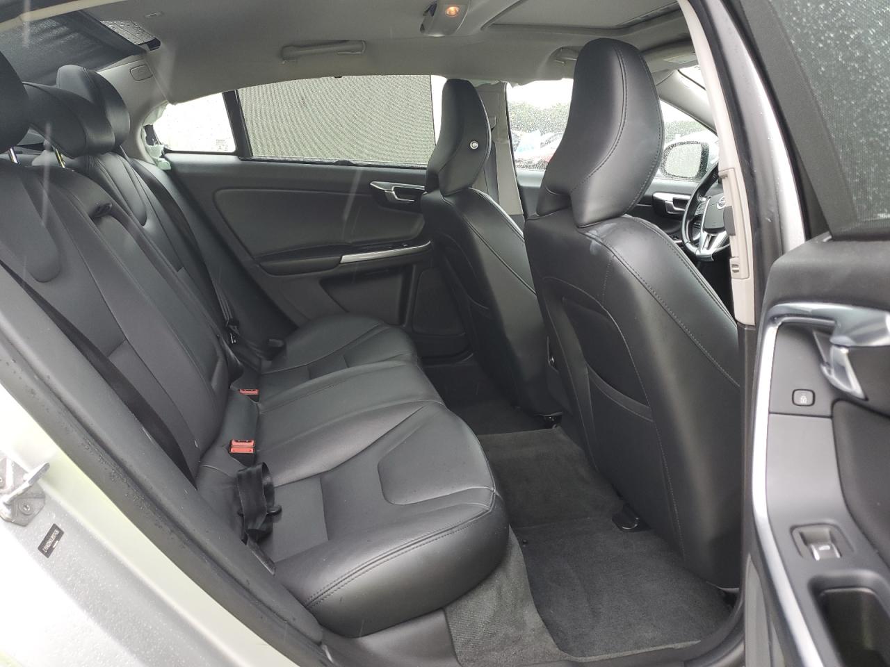 2018 Volvo S60 Premier VIN: LYV402HKXJB177436 Lot: 67558855