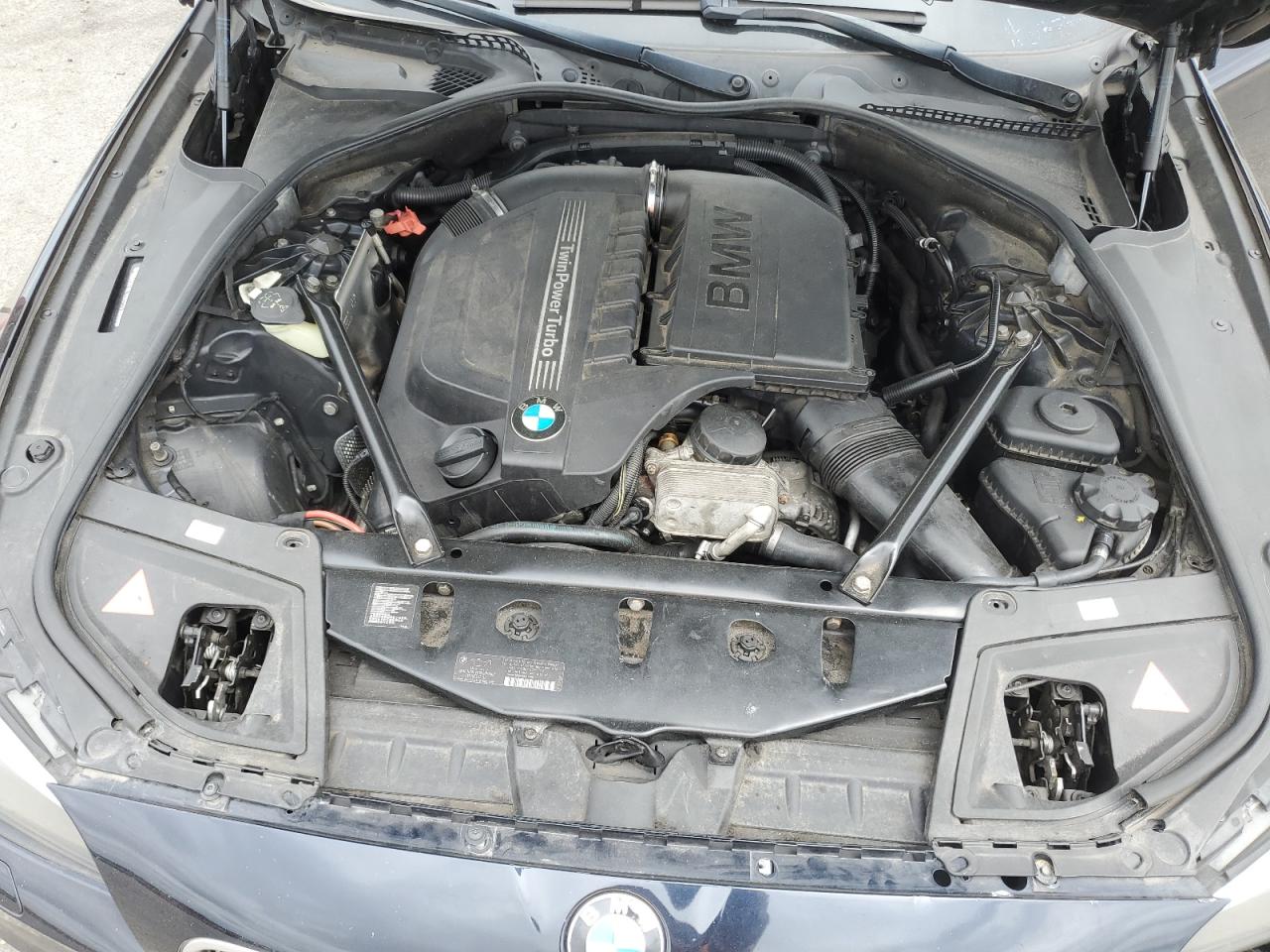 2014 BMW 535 Xi VIN: WBA5B3C55ED533886 Lot: 68926495