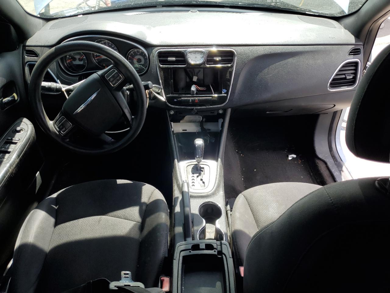 2012 Chrysler 200 Lx VIN: 1C3CCBAB4CN257044 Lot: 70440775