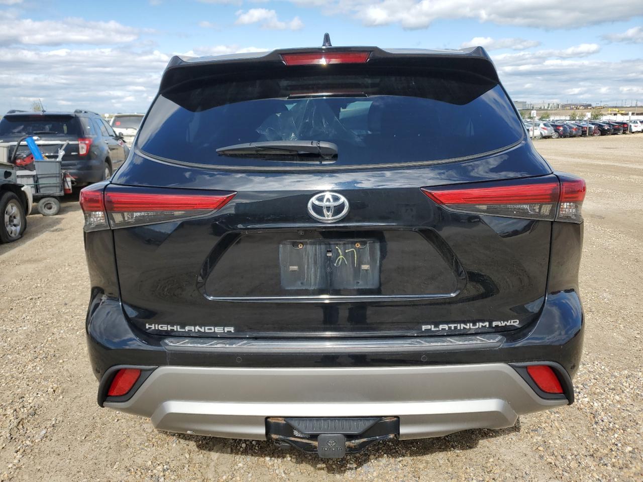 2021 Toyota Highlander Platinum VIN: 5TDFZRBH7MS130772 Lot: 65228925