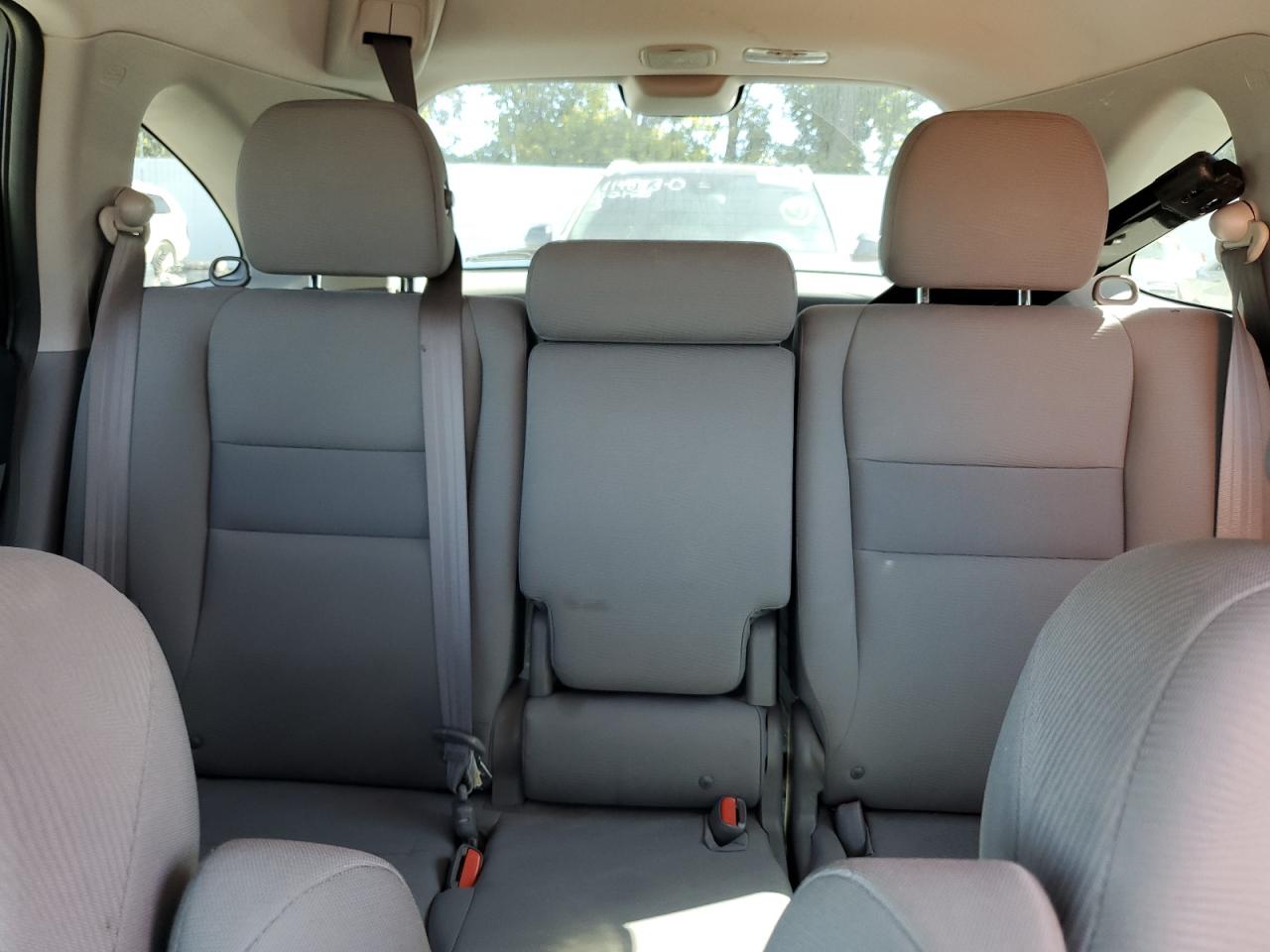 2010 Honda Cr-V Lx VIN: 5J6RE4H34AL096112 Lot: 70330575