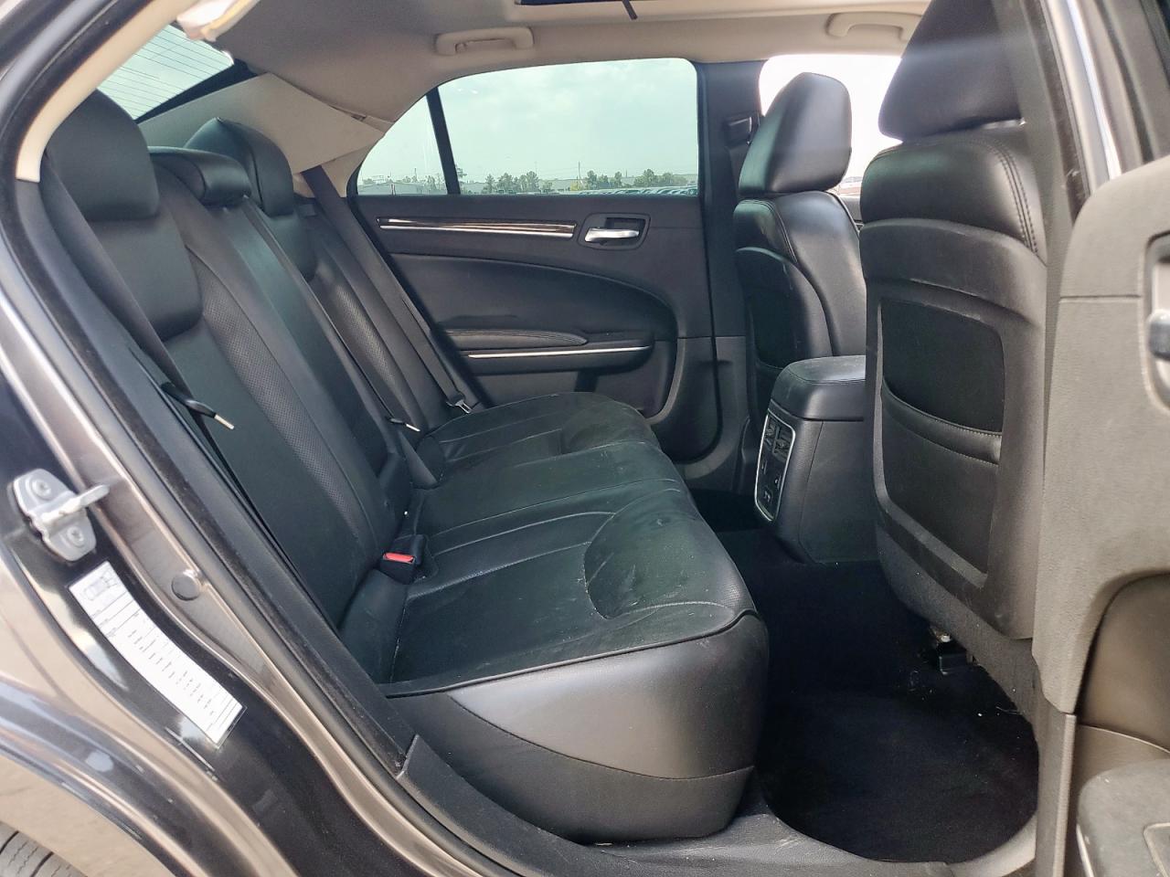 2019 Chrysler 300 Limited VIN: 2C3CCAEG4KH589833 Lot: 70317095