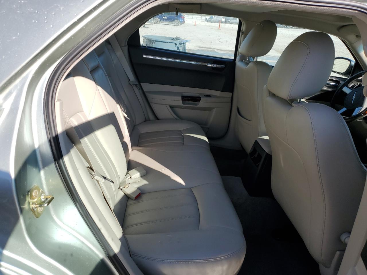 2006 Chrysler 300C VIN: 2C3KA63H36H245877 Lot: 70354805