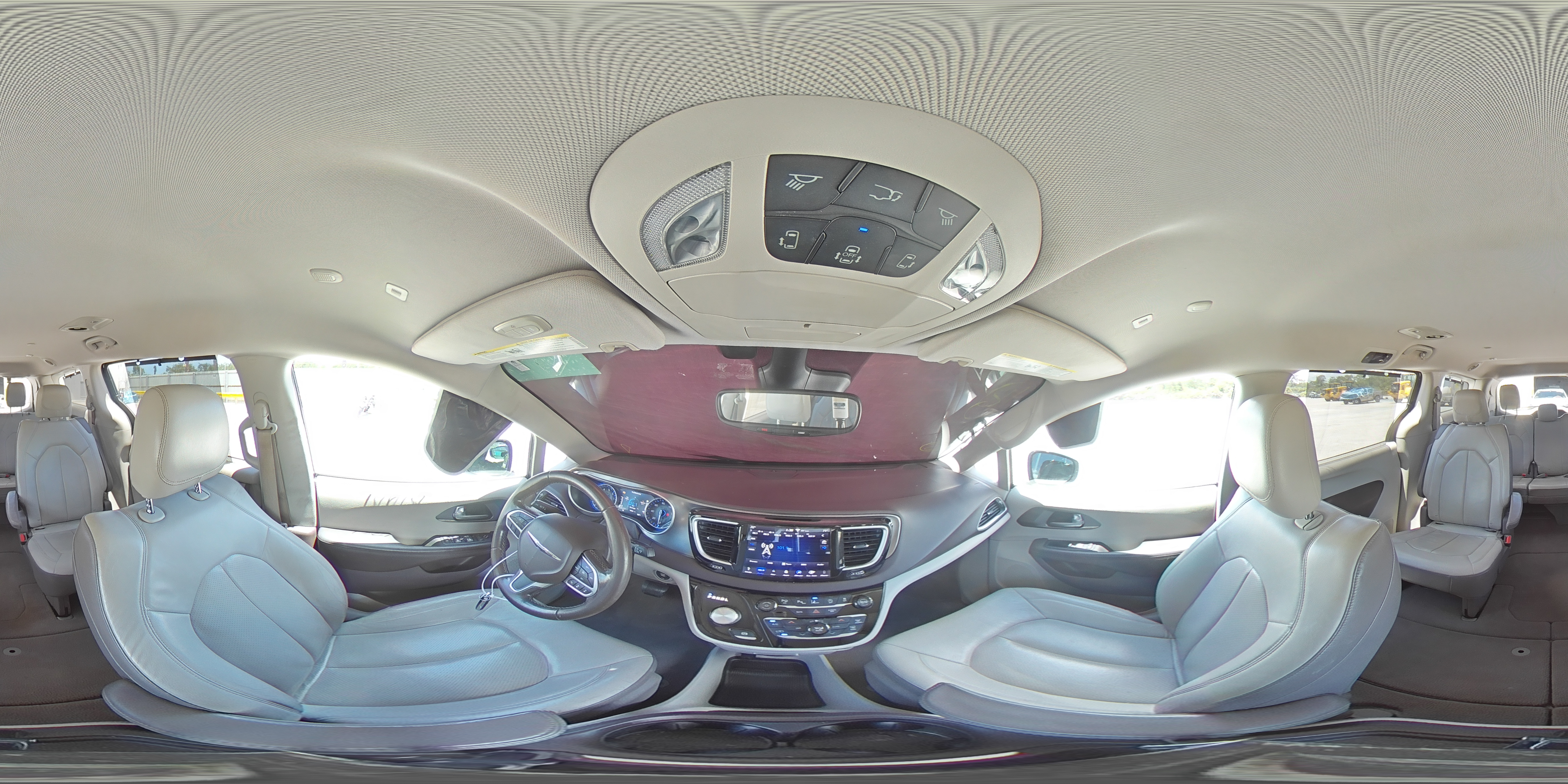 2018 Chrysler Pacifica Touring L VIN: 2C4RC1BG8JR270017 Lot: 67991755