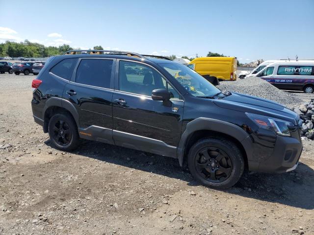  SUBARU FORESTER 2022 Черный