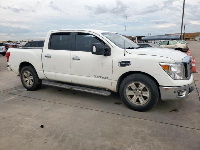 2017 NISSAN TITAN SV