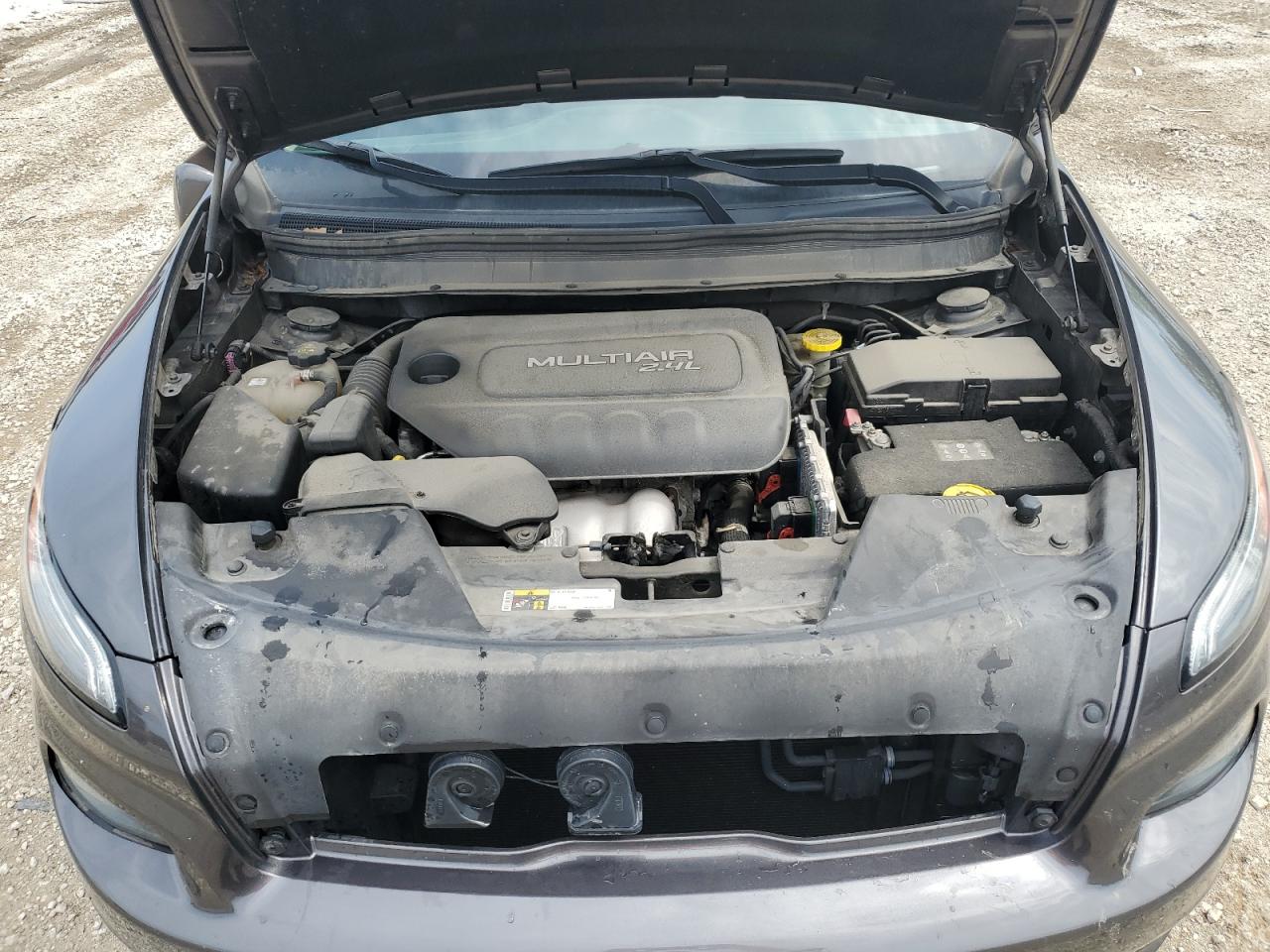 2015 Jeep Cherokee Latitude VIN: 1C4PJMCBXFW784791 Lot: 68204575