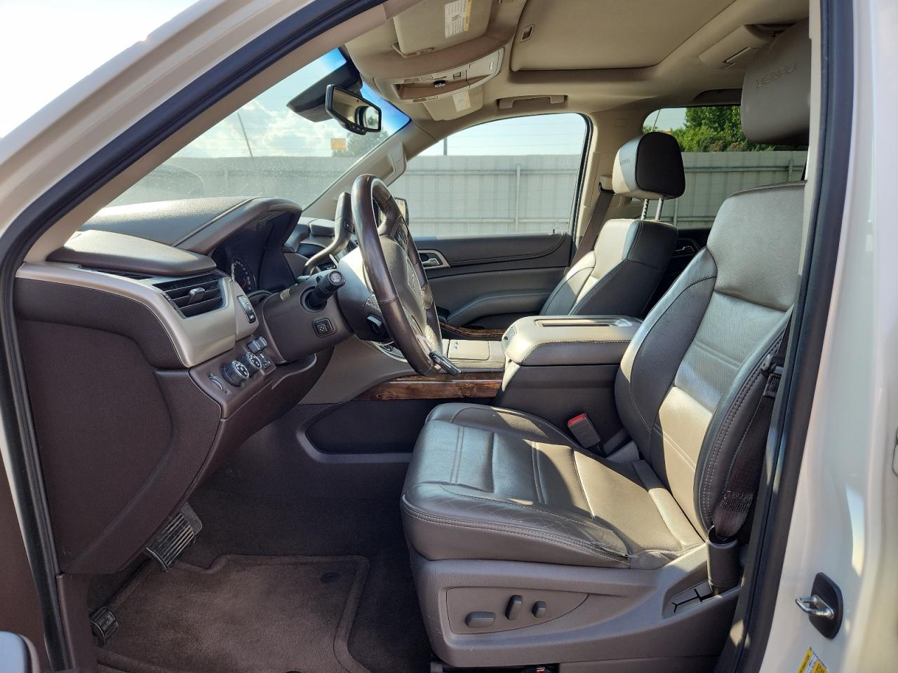 2015 GMC Yukon Xl Denali VIN: 1GKS2JKJXFR690539 Lot: 69418735