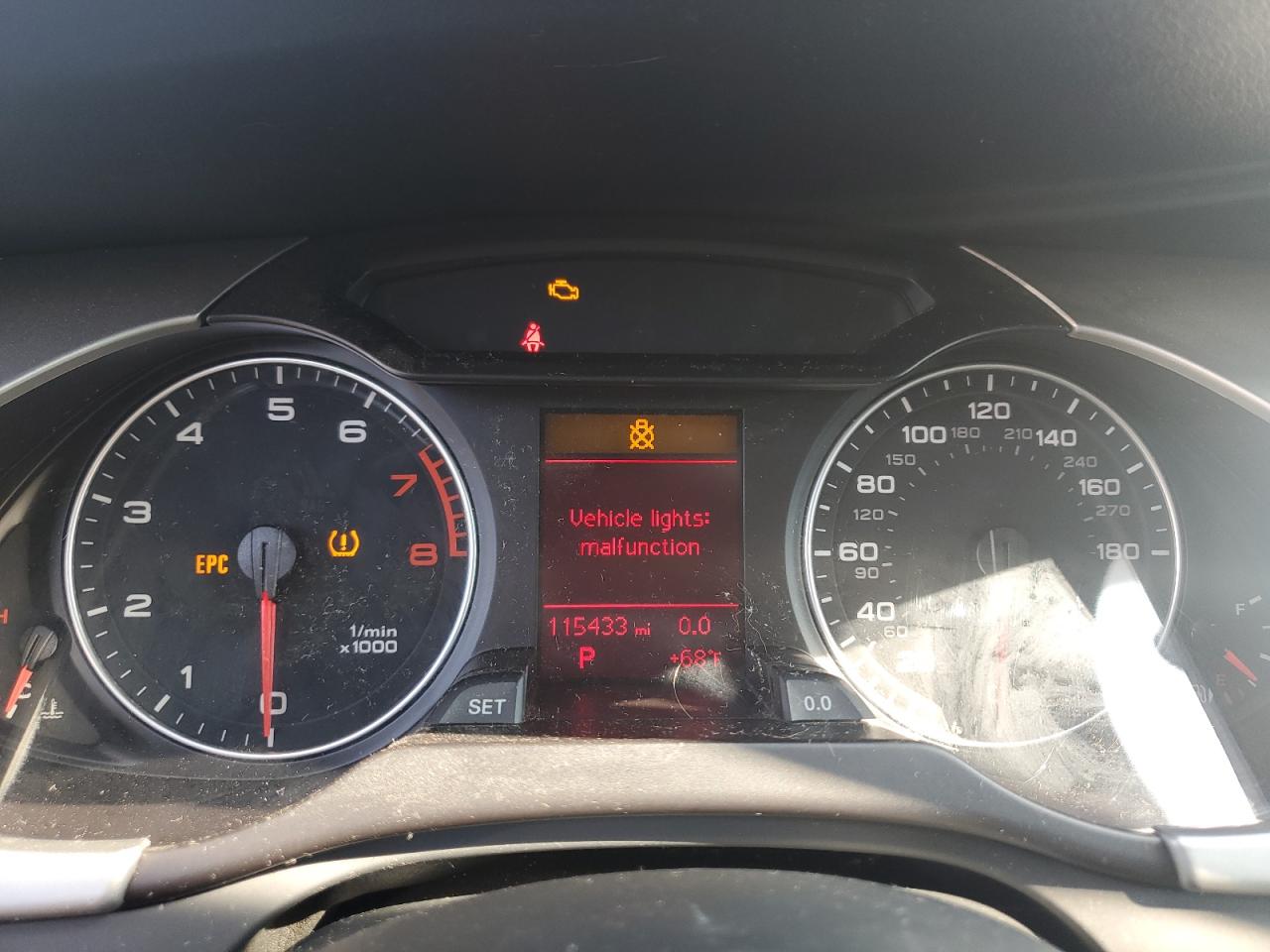 2011 Audi A4 Premium VIN: WAUAFAFL1BN002482 Lot: 70337995