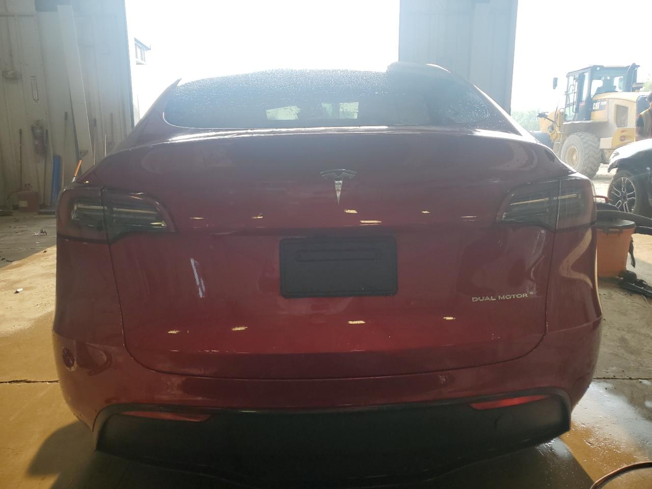 2024 Tesla Model Y VIN: 7SAYGDEEXRF191812 Lot: 67127155