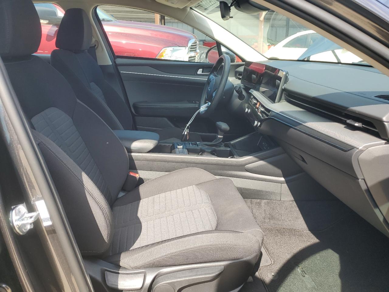 2025 Kia K5 Lxs VIN: KNAG24J77S5335707 Lot: 69860745