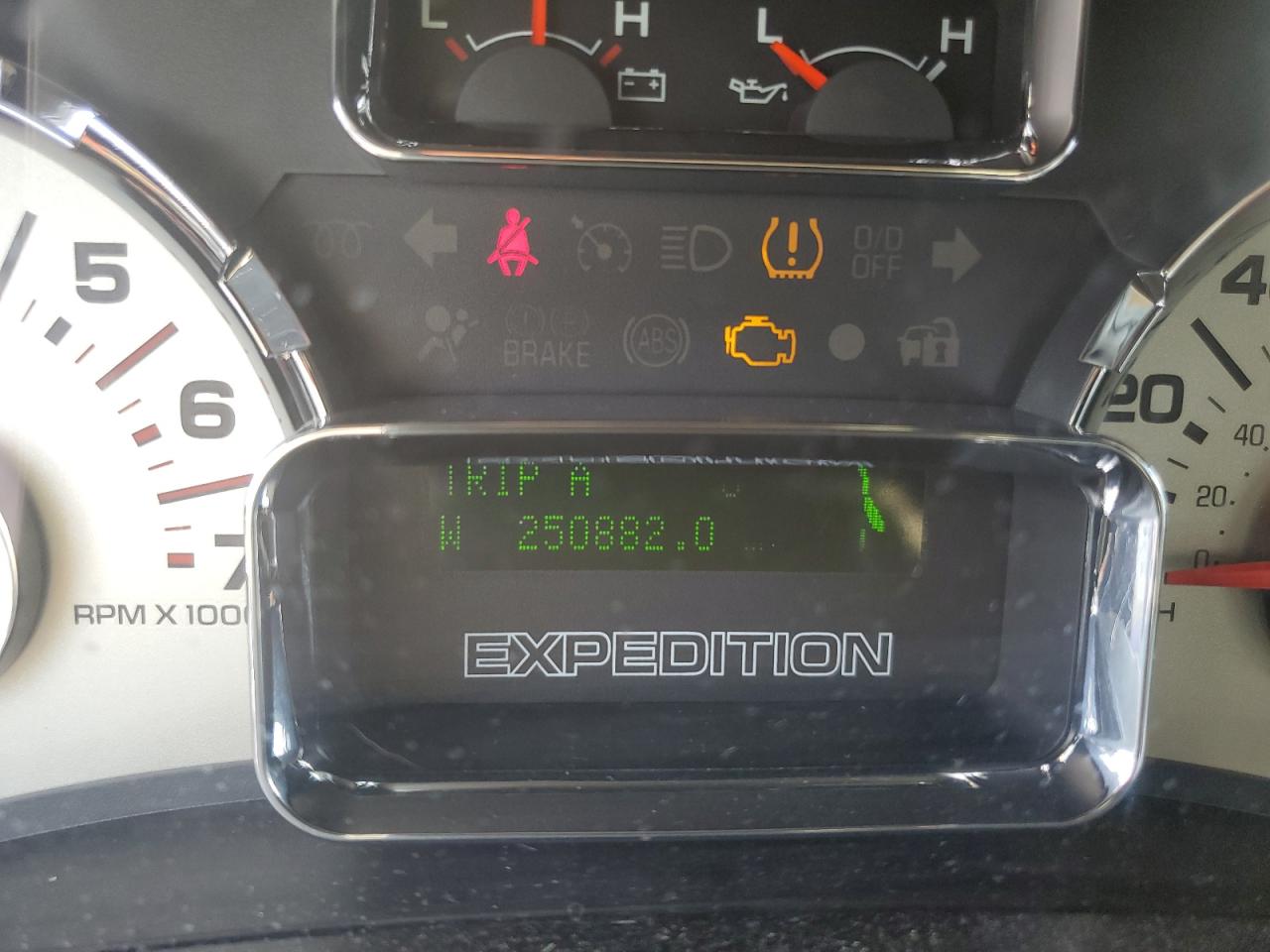 2007 Ford Expedition El Eddie Bauer VIN: 1FMFK17517LA32679 Lot: 68640825