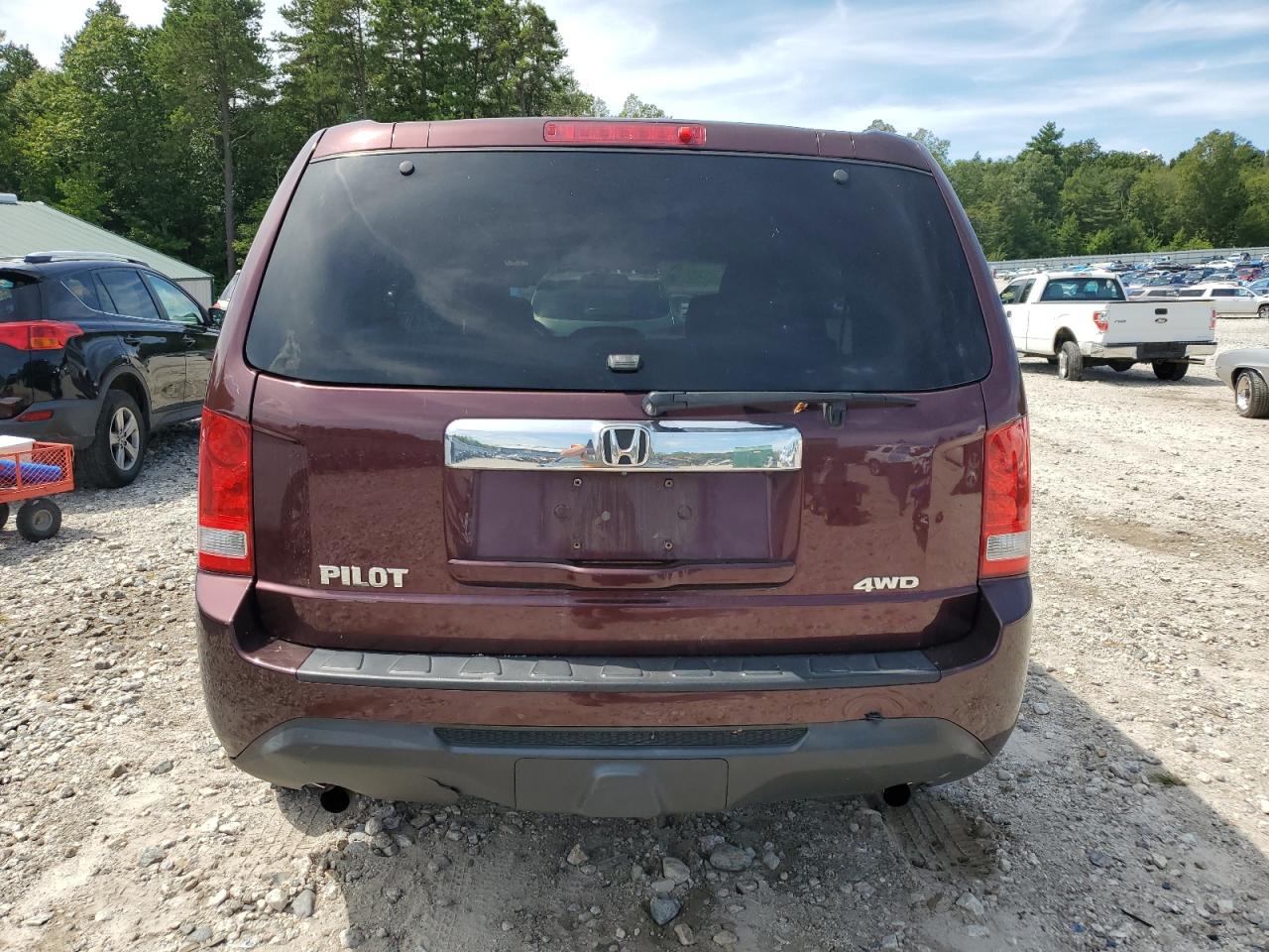 2014 Honda Pilot Lx VIN: 5FNYF4H26EB031597 Lot: 70178265