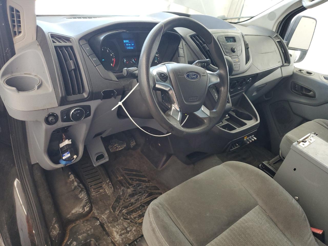 2015 Ford Transit T-250 VIN: 1FTYR2CMXFKA72954 Lot: 70469935