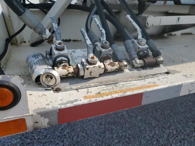 2014 FERTILIZER DELIVERY TRAILER