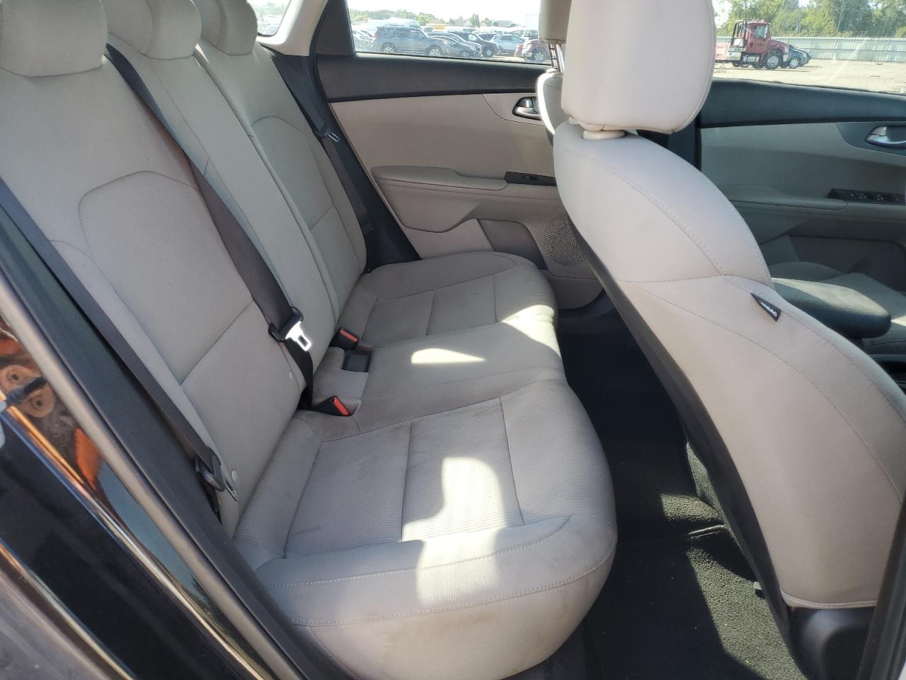 2019 Kia Forte Fe VIN: 3KPF24AD0KE136717 Lot: 70097025