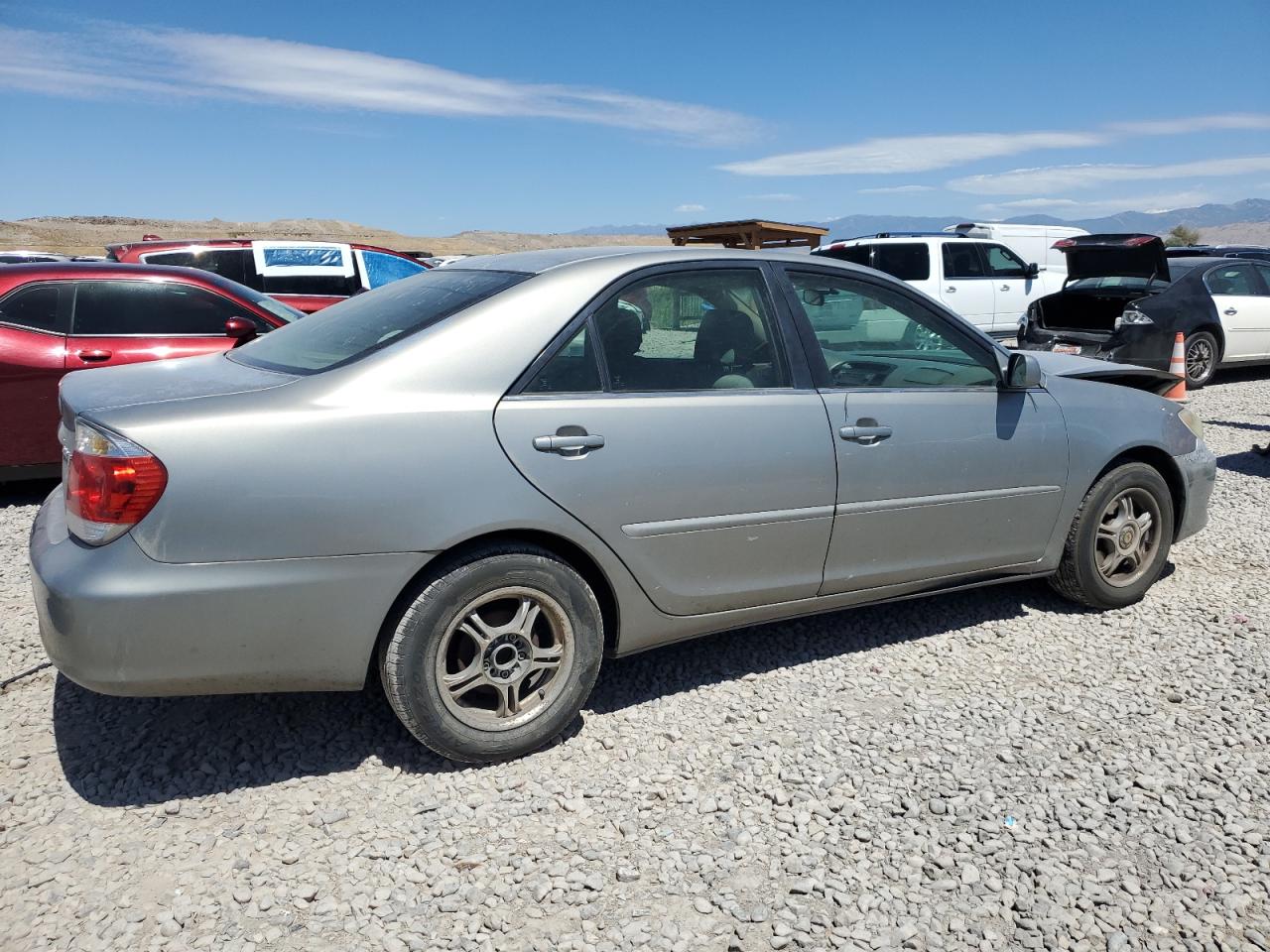 2005 Toyota Camry Le beige null gas 4T1BE32K55U974675 photo #4